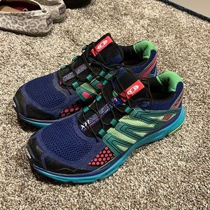 Salomon BRAND NEW Size 10